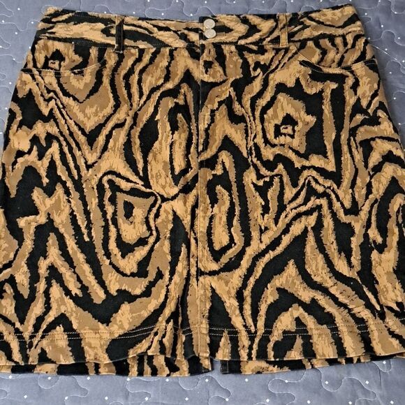 Chaps animal print skirt size 10 Petite - Picture 1 of 4